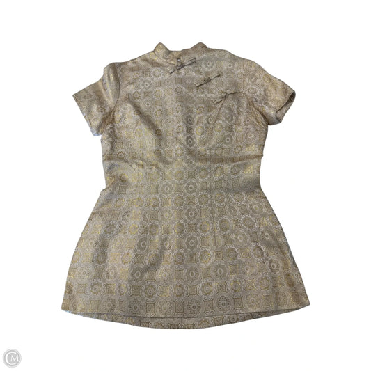 Dress Casual Short By Clothes Mentor In Gold, Size: Xs
