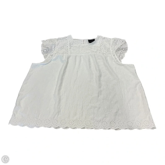 Top Short Sleeve By Clothes Mentor In White, Size: 1x