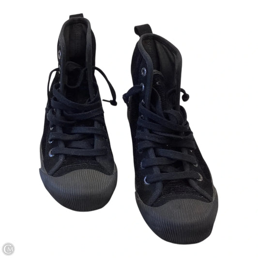 Shoes Sneakers By Levis In Black, Size: 5