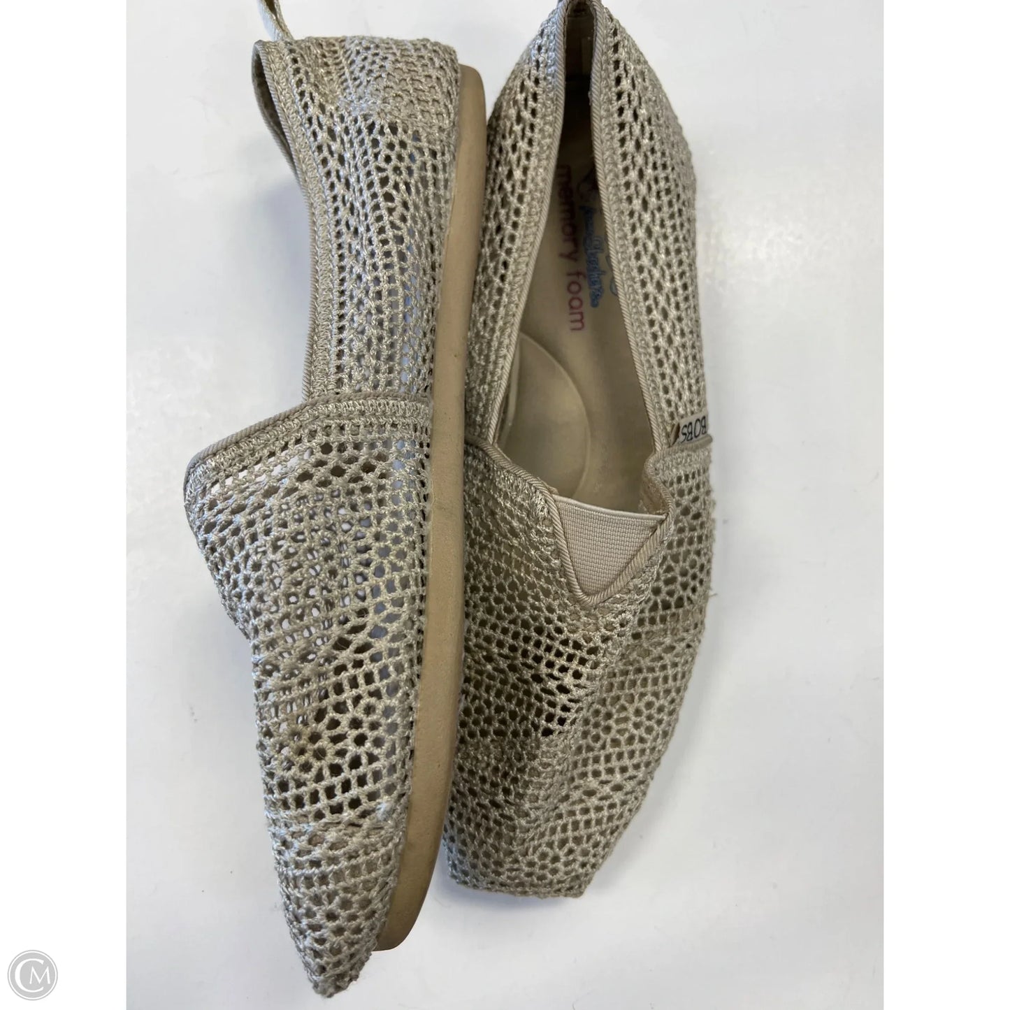 Shoes Flats By Skechers In Beige, Size: 9