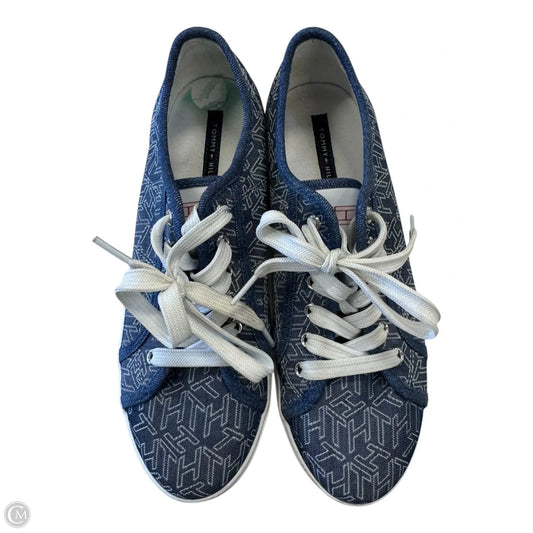 Shoes Sneakers By Tommy Hilfiger In Blue & White, Size: 7.5