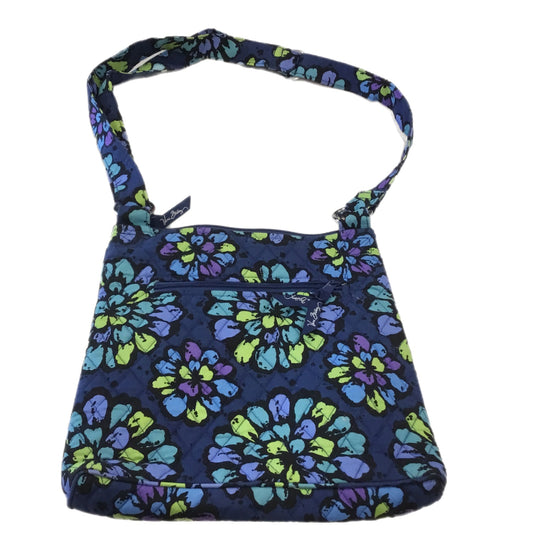 Handbag By Vera Bradley, Size: Medium