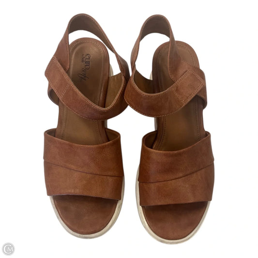 Shoes Heels Wedge By Sofft In Tan, Size: 9.5