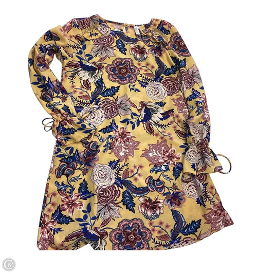 Dress Casual Short By Xhilaration In Floral Print, Size: S