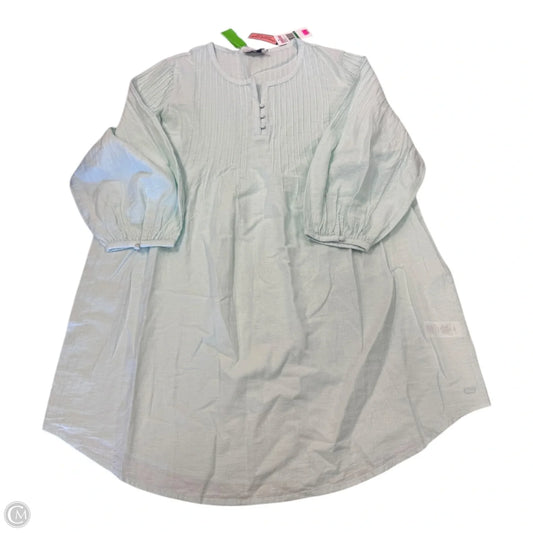 Dress Casual Short By Vineyard Vines In Green, Size: L
