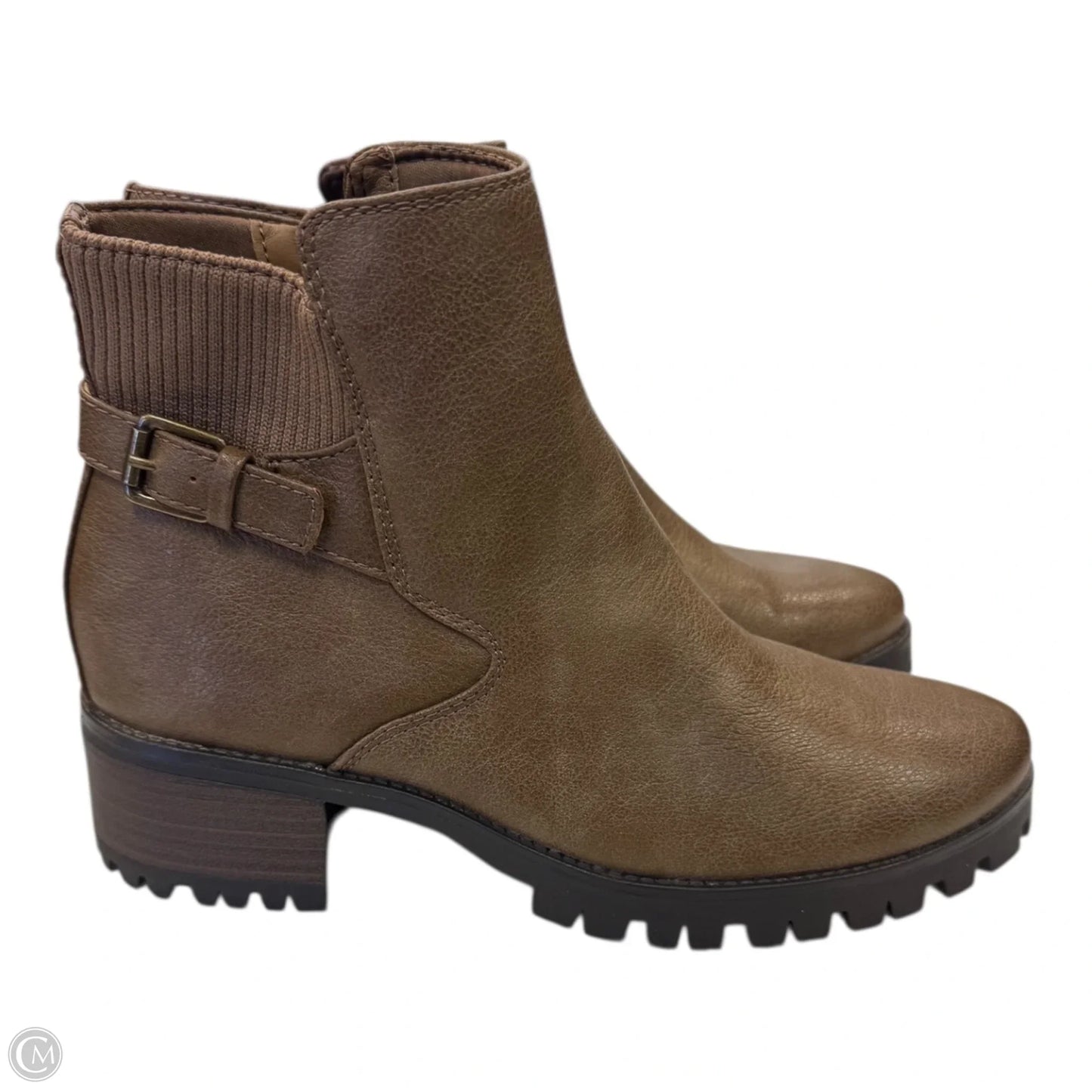 Boots Ankle Flats By Bare Traps In Brown, Size: 8.5