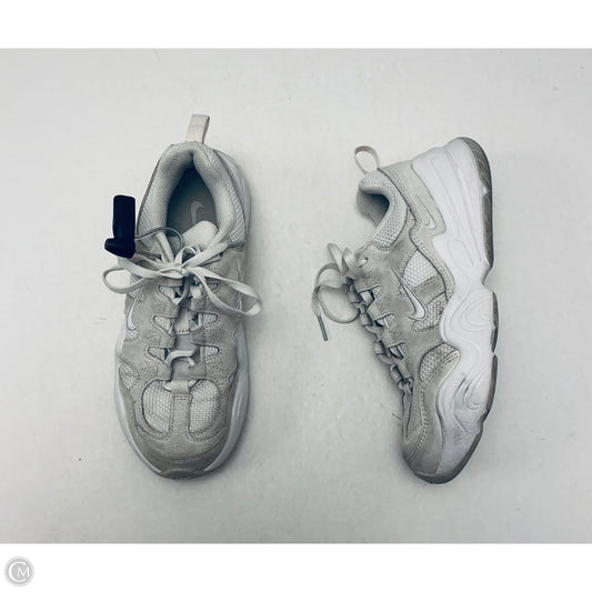 Shoes Athletic By Nike In Cream, Size: 5.5