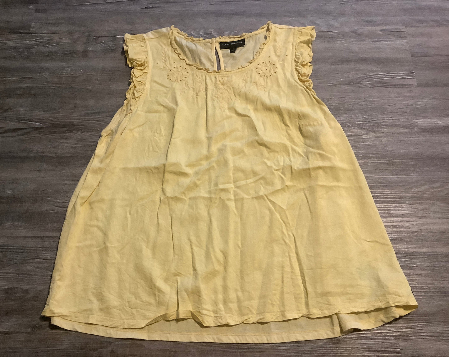 Top Sleeveless By Lane Bryant In Yellow, Size: 2x