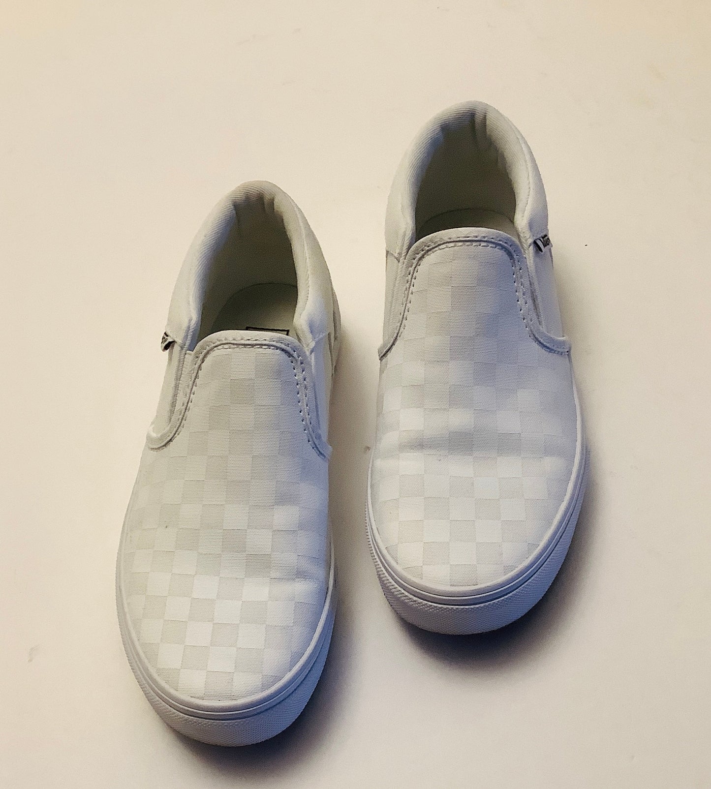 Shoes Sneakers By Vans In White, Size: 6