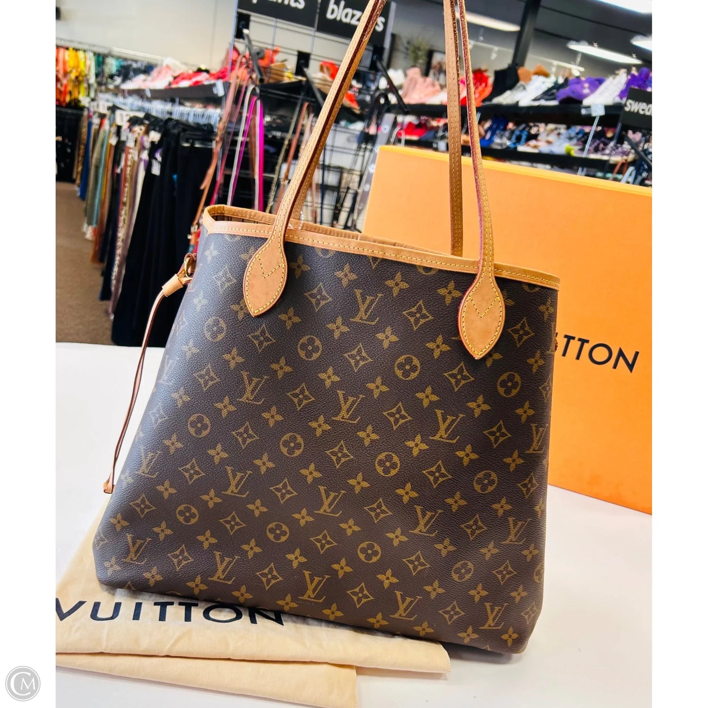 Handbag Luxury Designer By Louis Vuitton, Size: GM