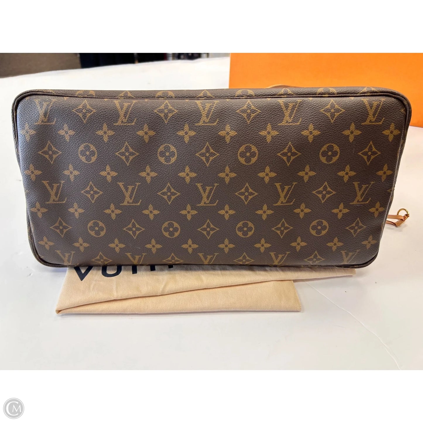 Handbag Luxury Designer By Louis Vuitton, Size: GM