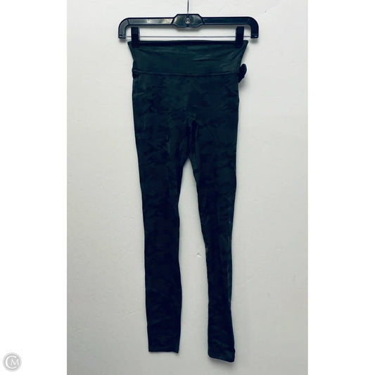 Athletic Leggings By Spanx In Camouflage Print, Size: Xs