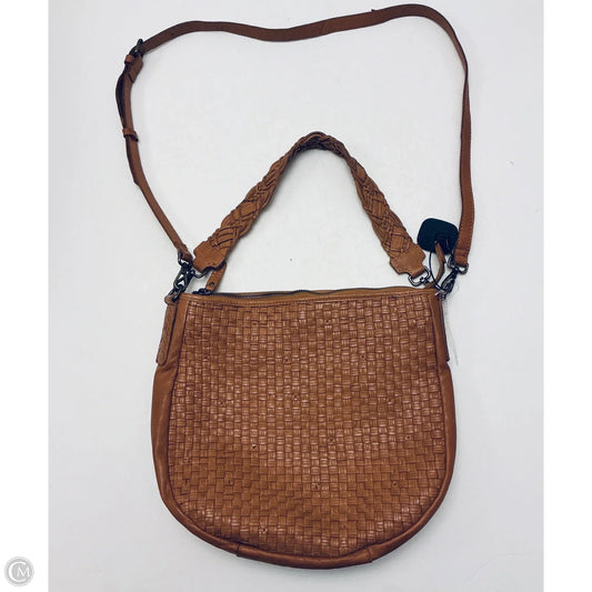 Crossbody By Clothes Mentor, Size: Medium