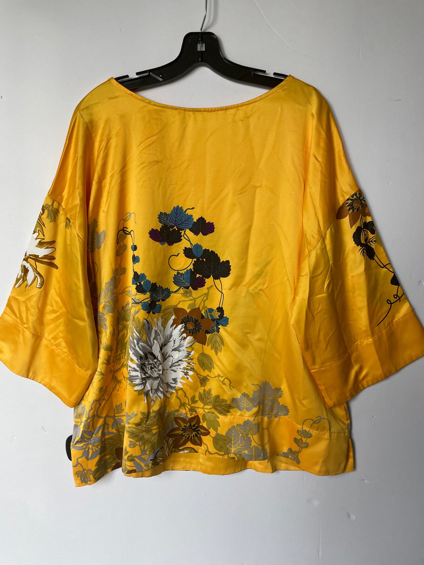 Yellow Top Short Sleeve Soft Surroundings, Size L