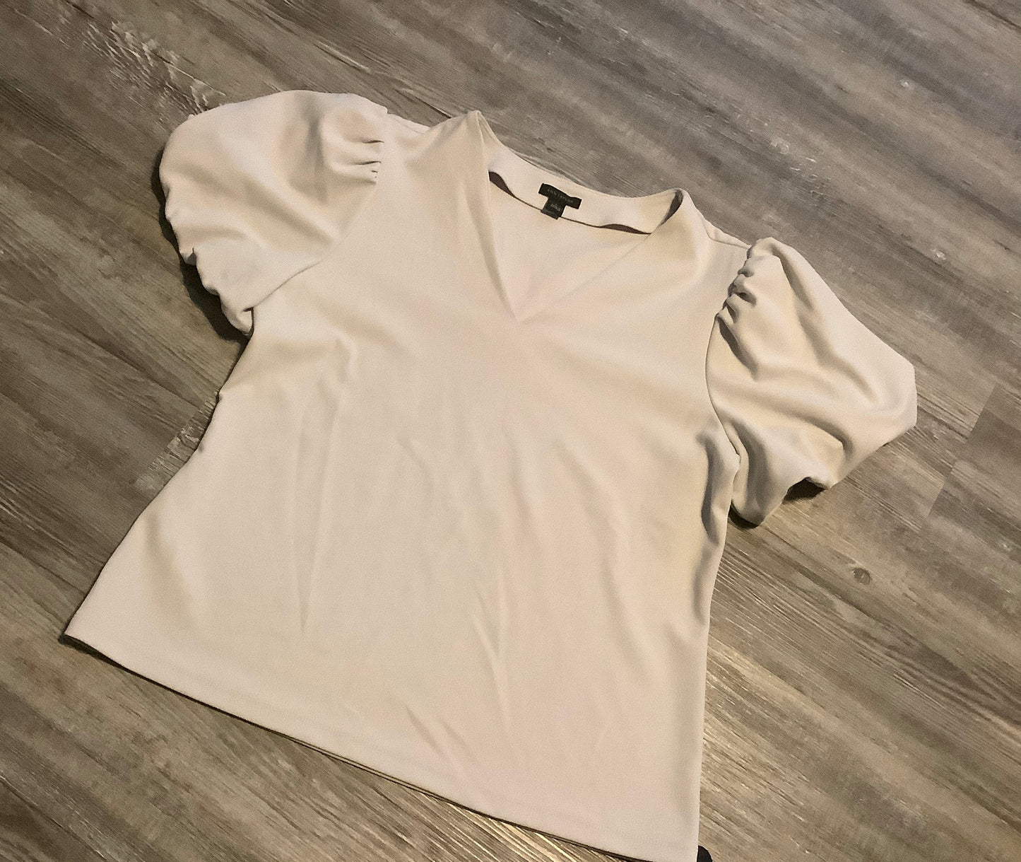 Grey Top Short Sleeve Ann Taylor, Size S