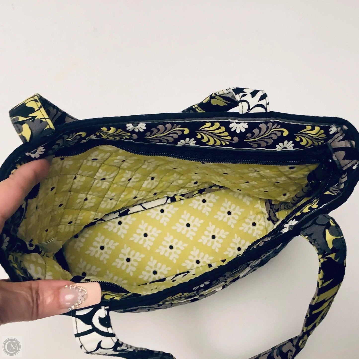 Handbag By Vera Bradley, Size: Small