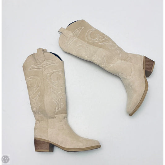 Boots Western By Clothes Mentor In Beige, Size: 8.5