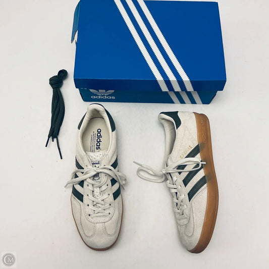 Shoes Sneakers By Adidas In Beige, Size: 7.5