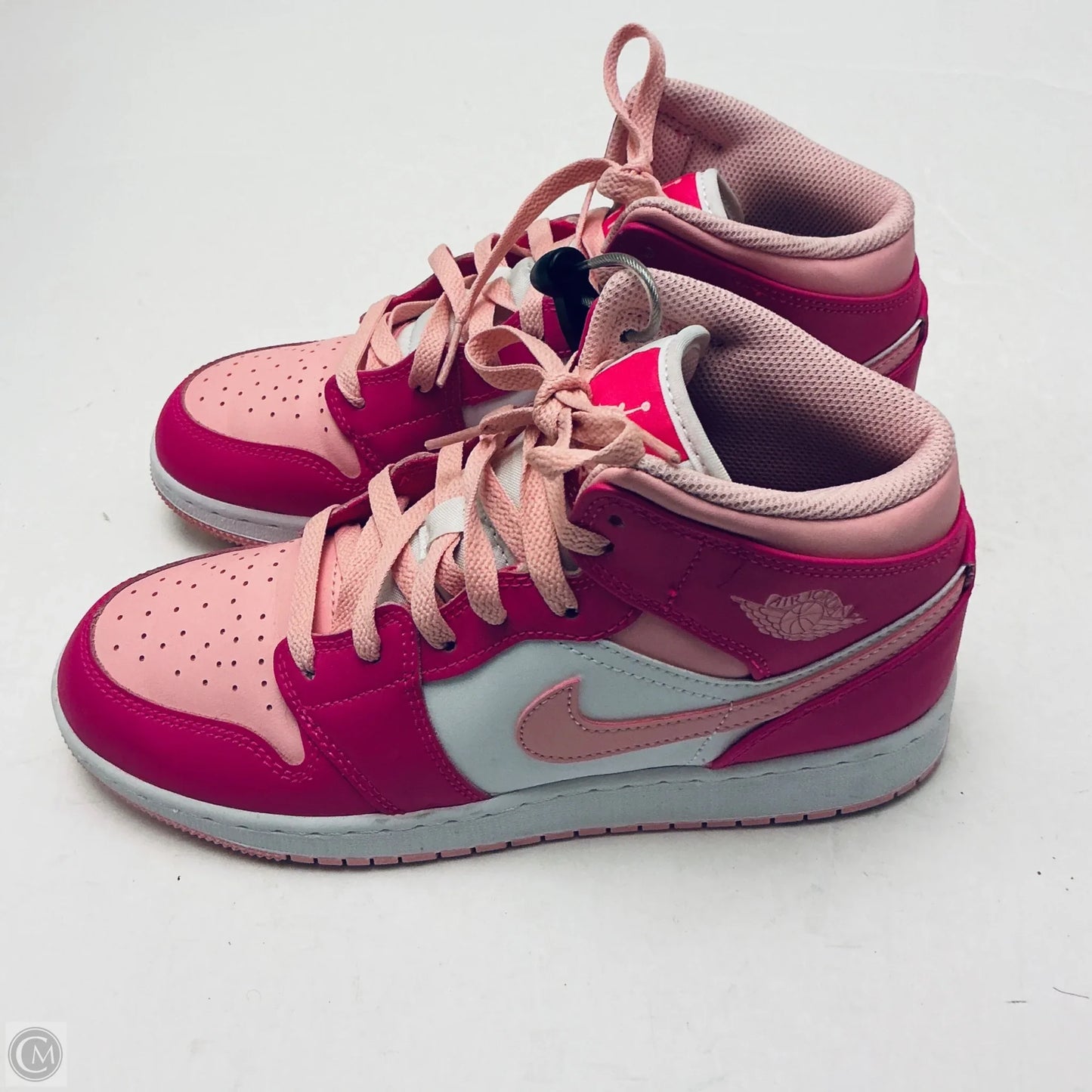 Shoes Luxury Designer By Jordan In Pink, Size: 8