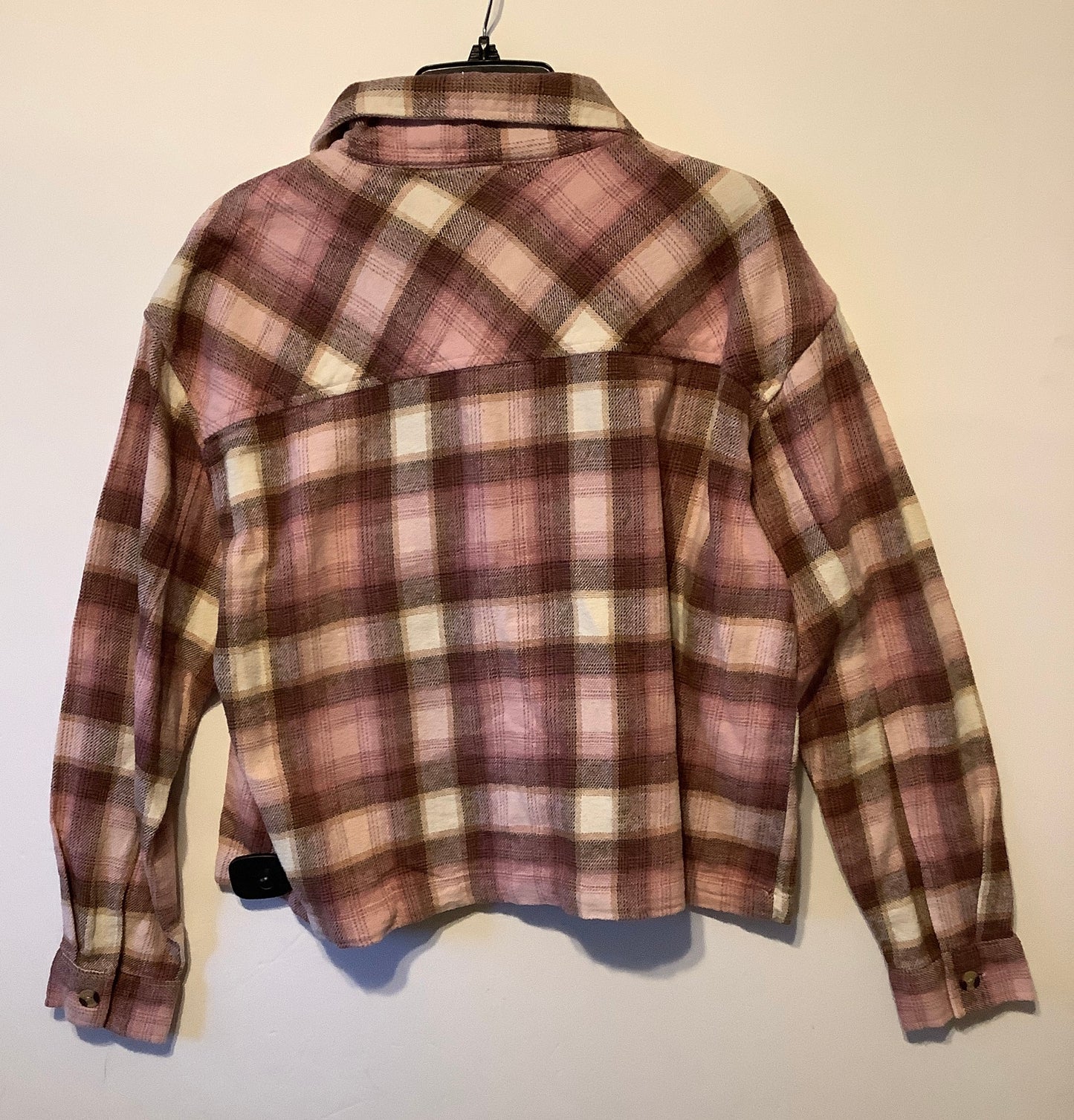 Jacket Shirt By Beachlunchlounge In Plaid Pattern, Size: L