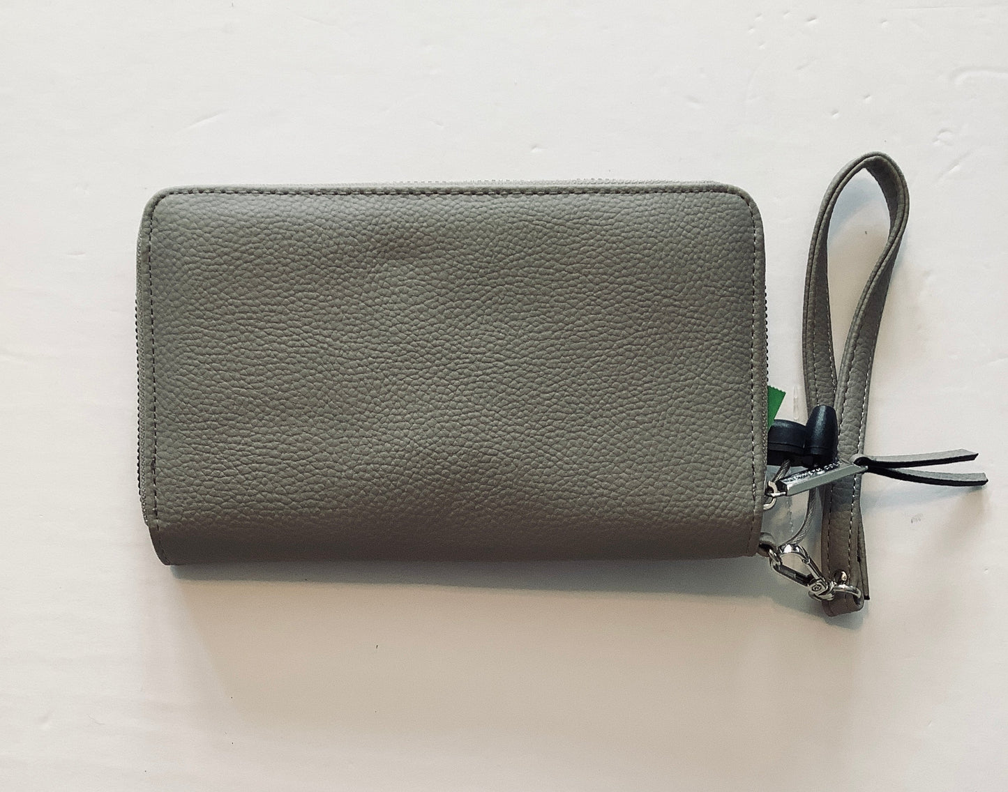 Wristlet By Kenneth Cole Reaction, Size: Medium