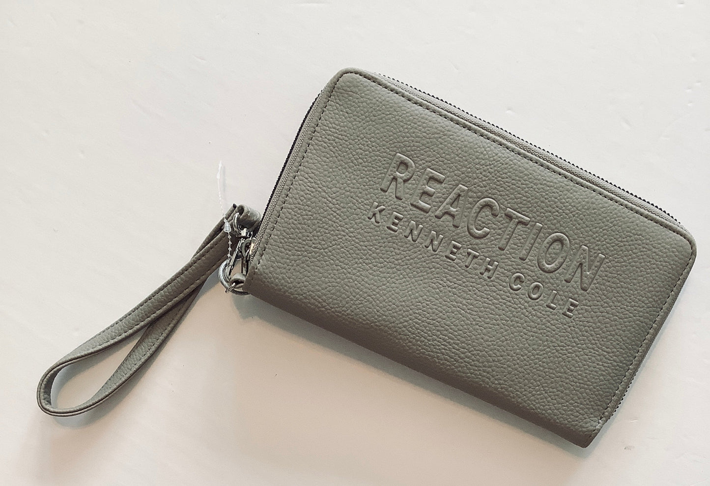 Wristlet By Kenneth Cole Reaction, Size: Medium