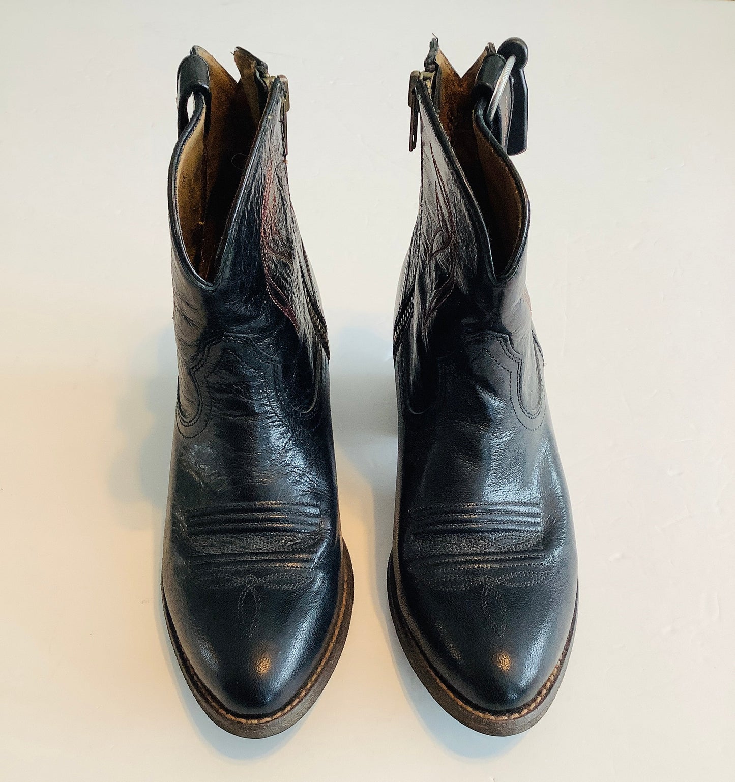 Boots Western By Ariat In Black, Size: 8.5