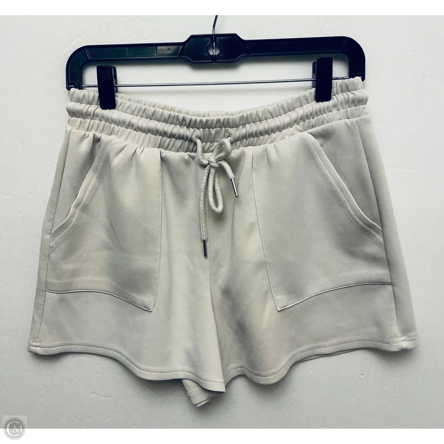 Shorts By Clothes Mentor In Cream, Size: L