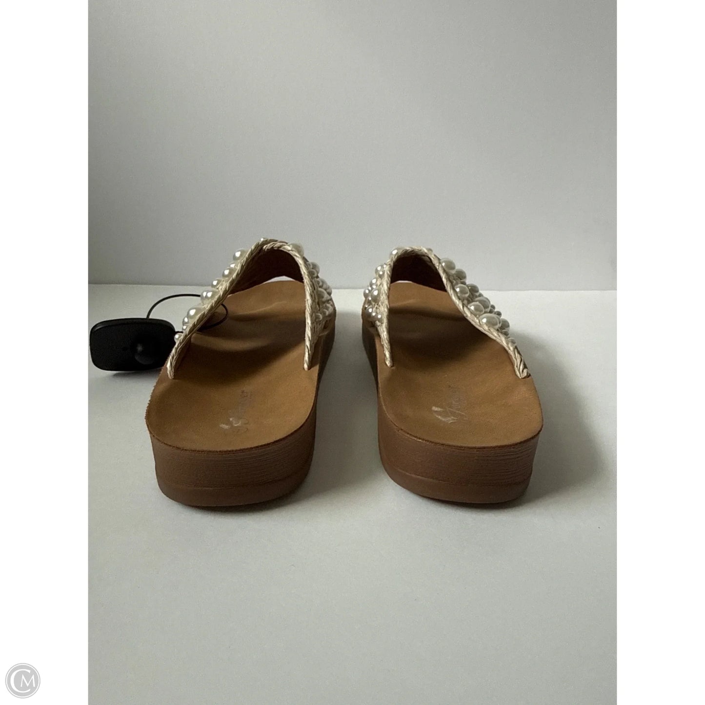 Sandals Flats By Clothes Mentor In Brown, Size: 8