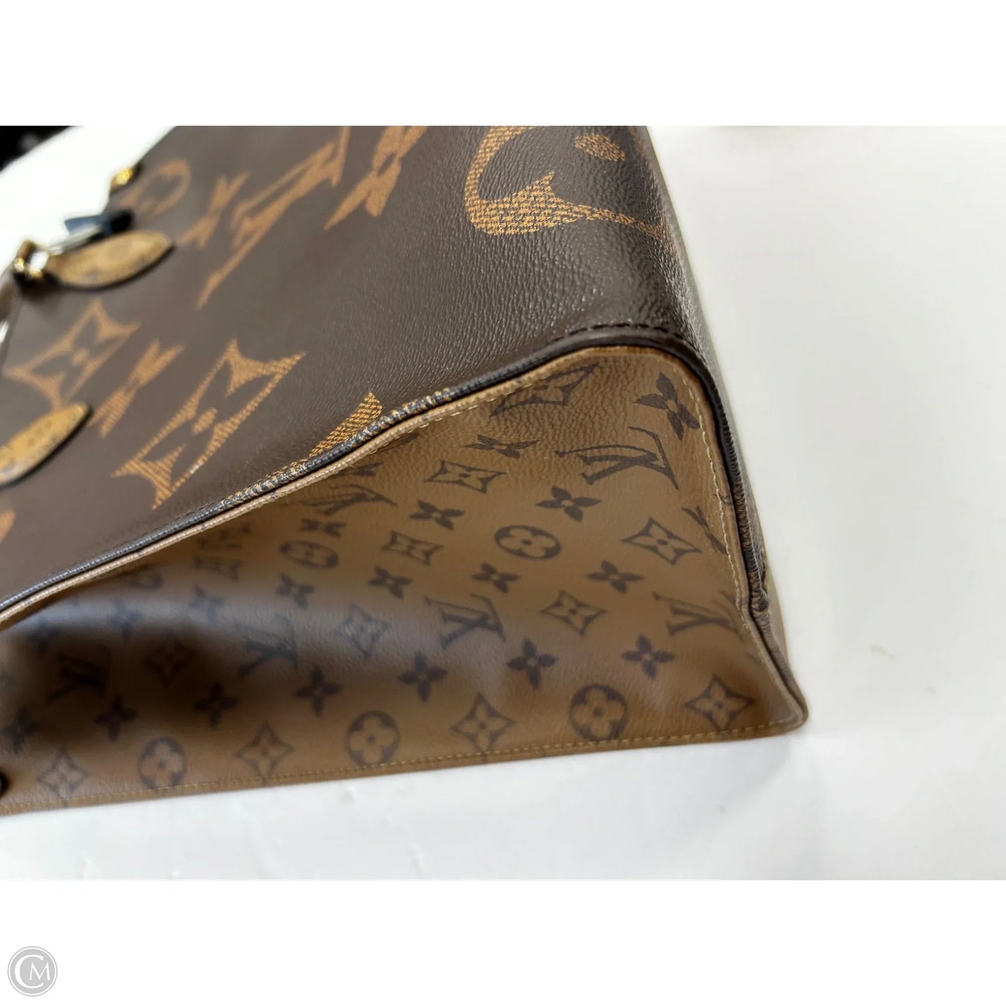 Handbag Luxury Designer By Louis Vuitton, Size: Large