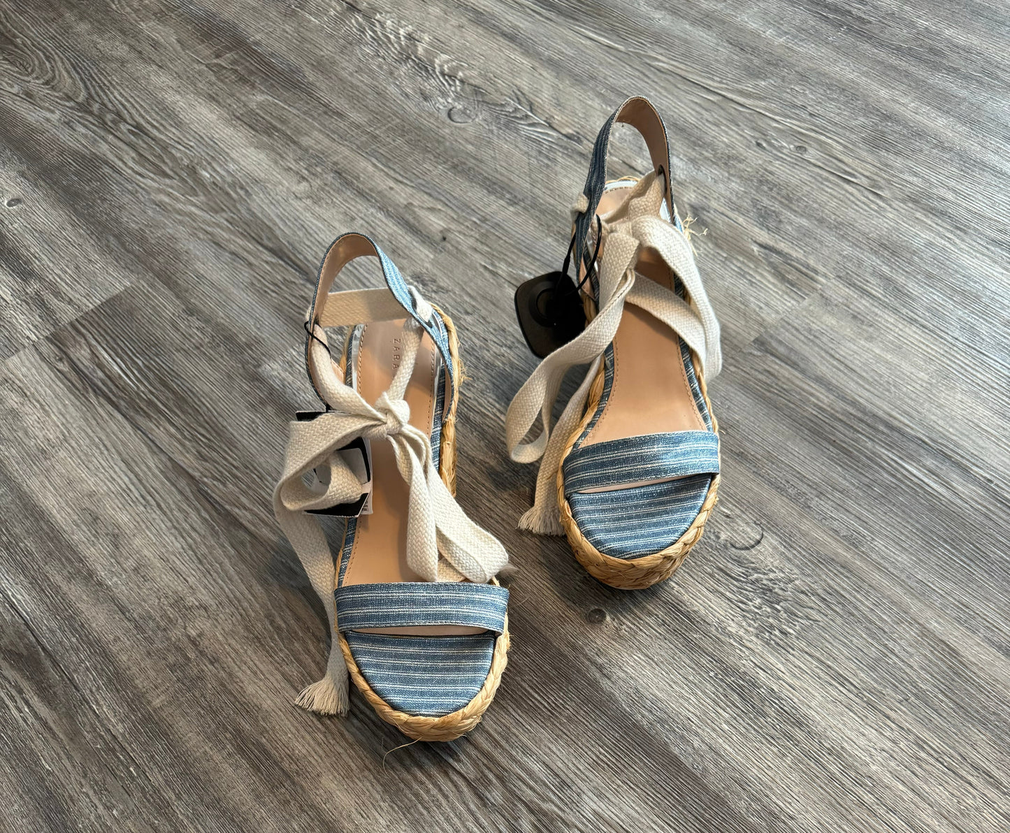 Shoes Heels Wedge By Zara Women  Size: 8