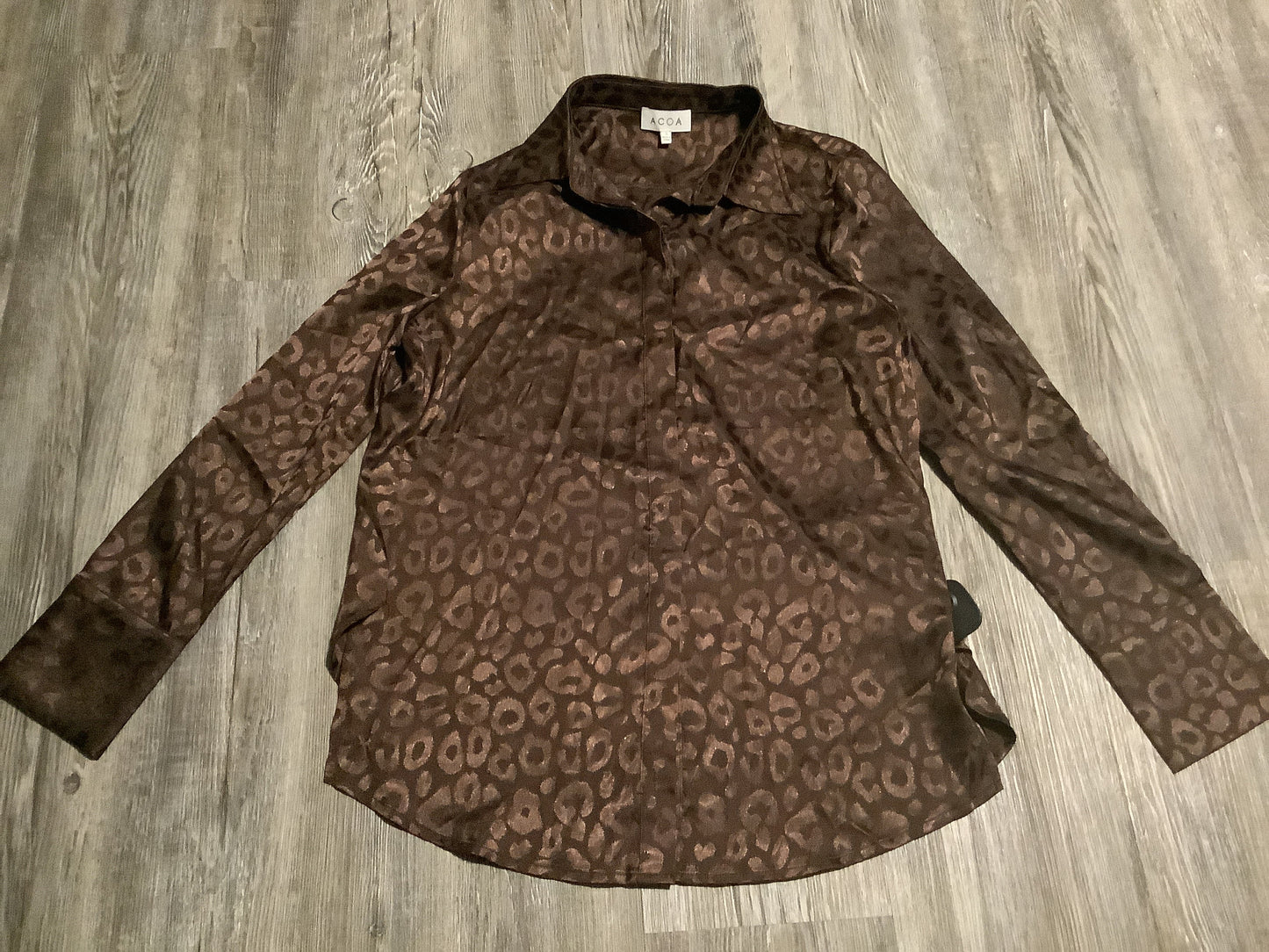 Top Long Sleeve By Clothes Mentor In Brown, Size: S