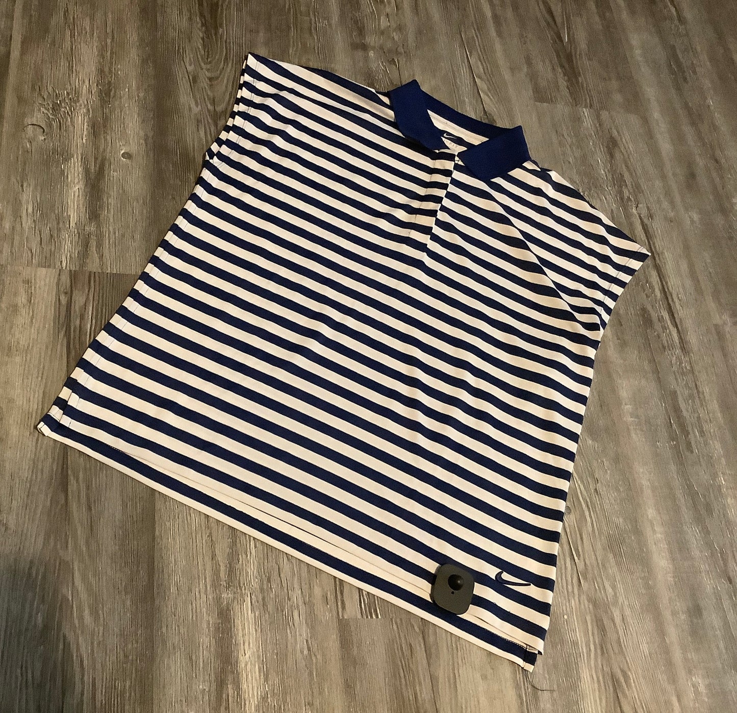 Striped Pattern Athletic Top Short Sleeve Nike Apparel, Size L