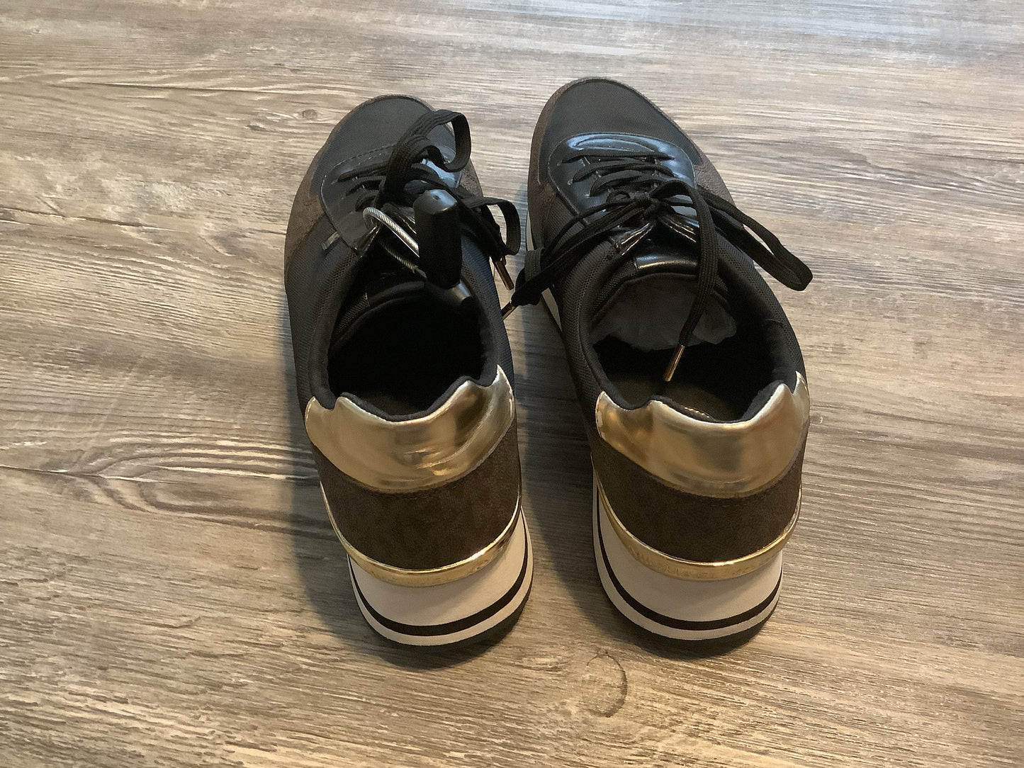 Black Shoes Sneakers Michael Kors, Size 10