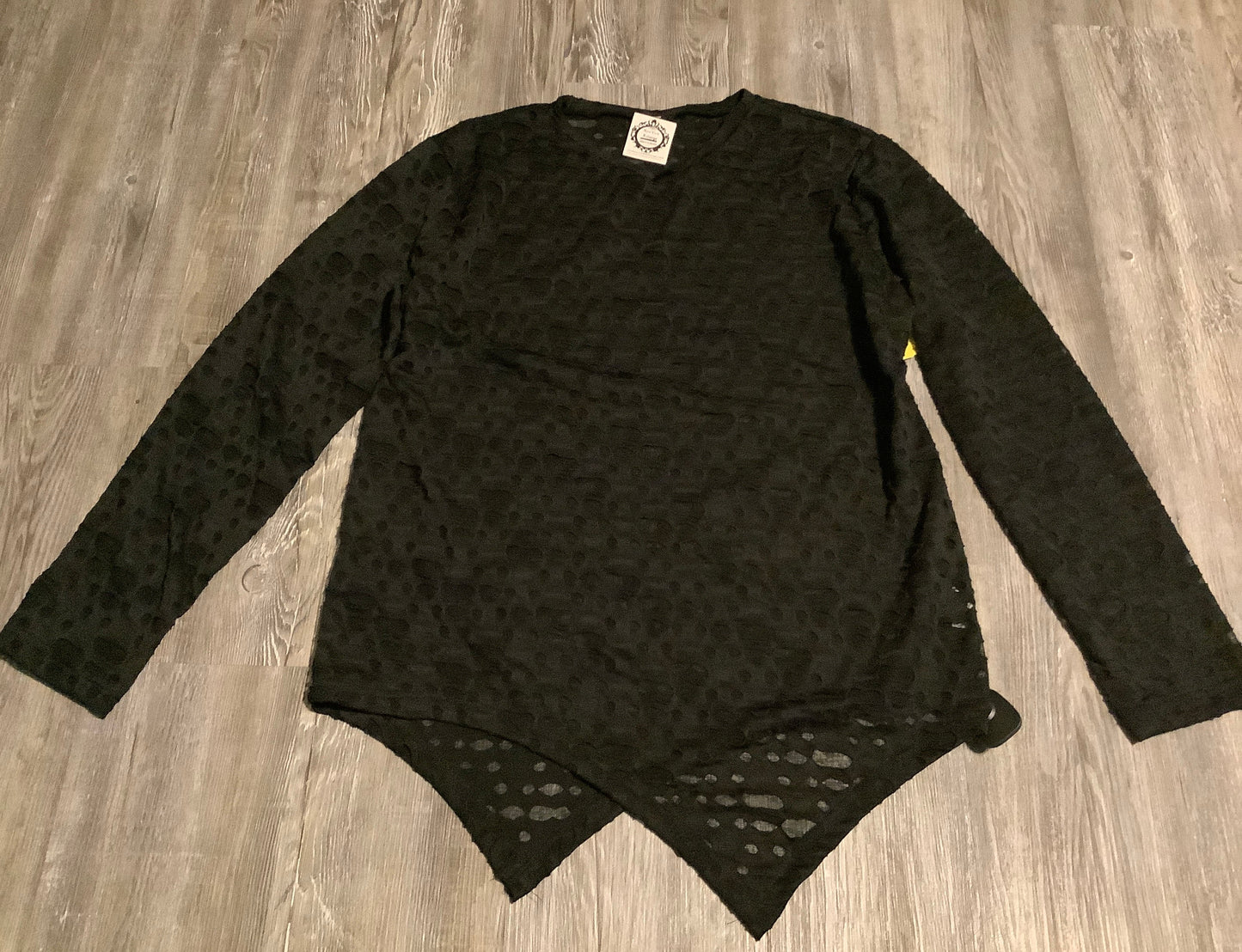 Top Long Sleeve By Clothes Mentor In Black, Size: Xl