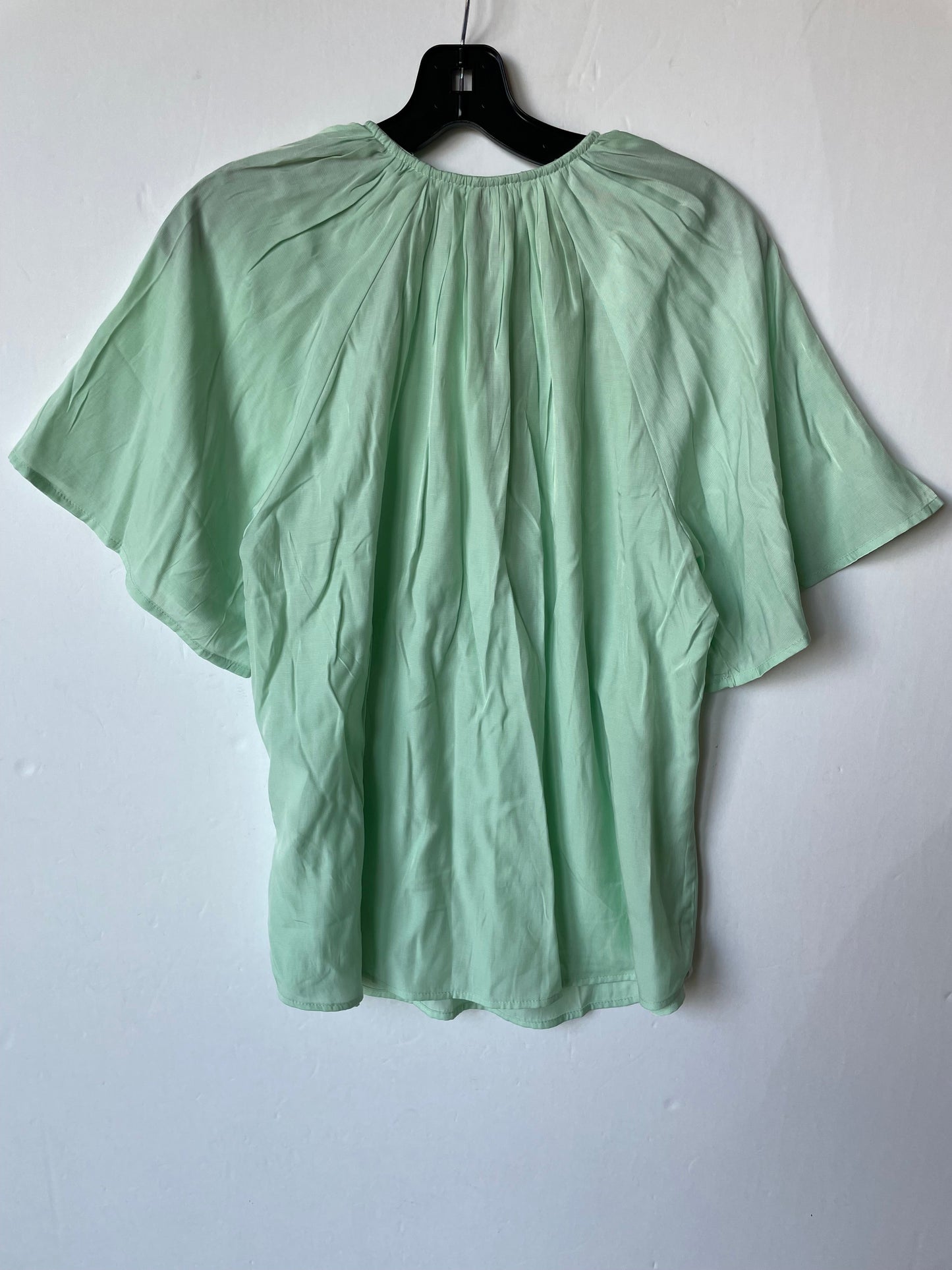 Top Short Sleeve By H&m In Green, Size: S