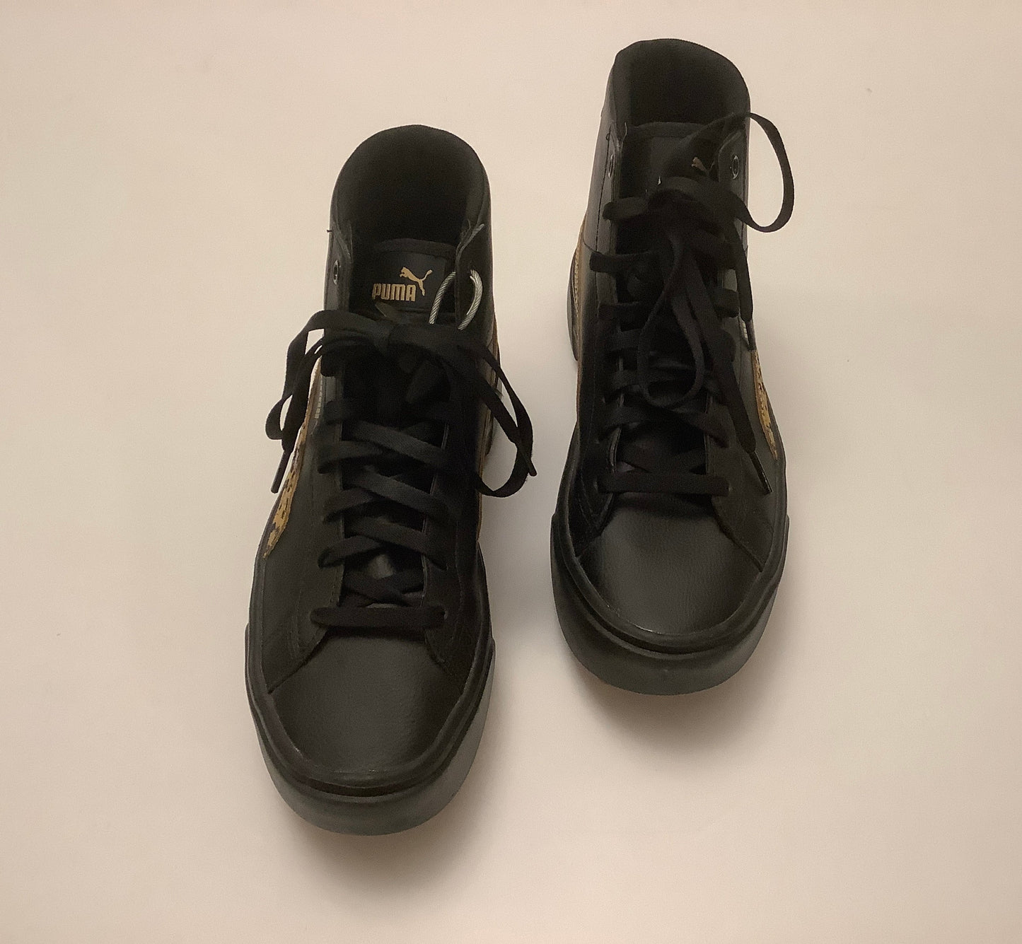 Shoes Athletic By Puma In Black, Size: 8