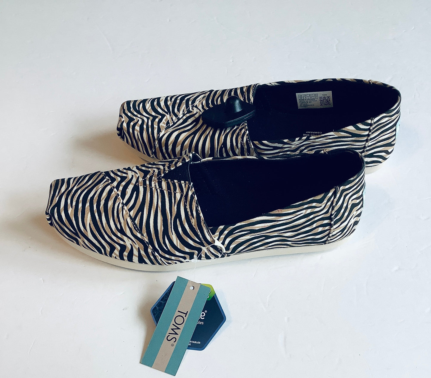 Shoes Flats By Toms In Animal Print, Size: 10