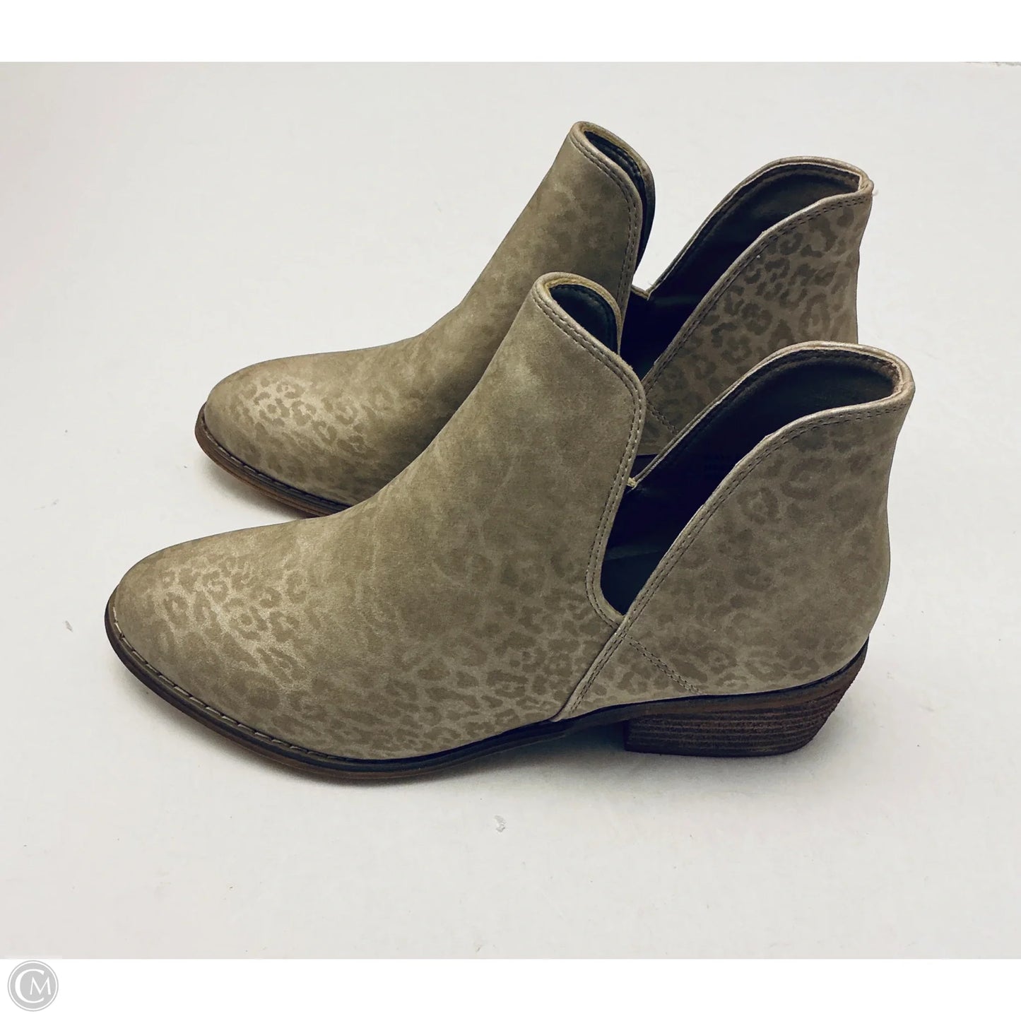 Boots Ankle Flats By Corkys In Animal Print, Size: 8