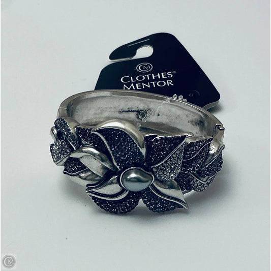 Bracelet Bangle By White House Black Market