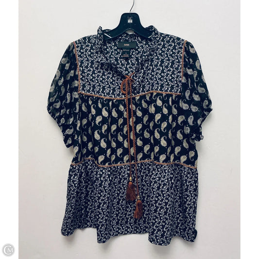 Top Short Sleeve By Clothes Mentor In Multi-colored, Size: 1x