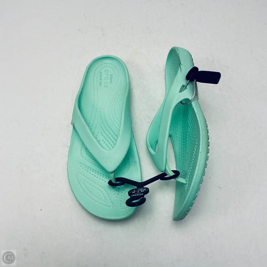 Sandals Flip Flops By Crocs In Multi-colored, Size: 8