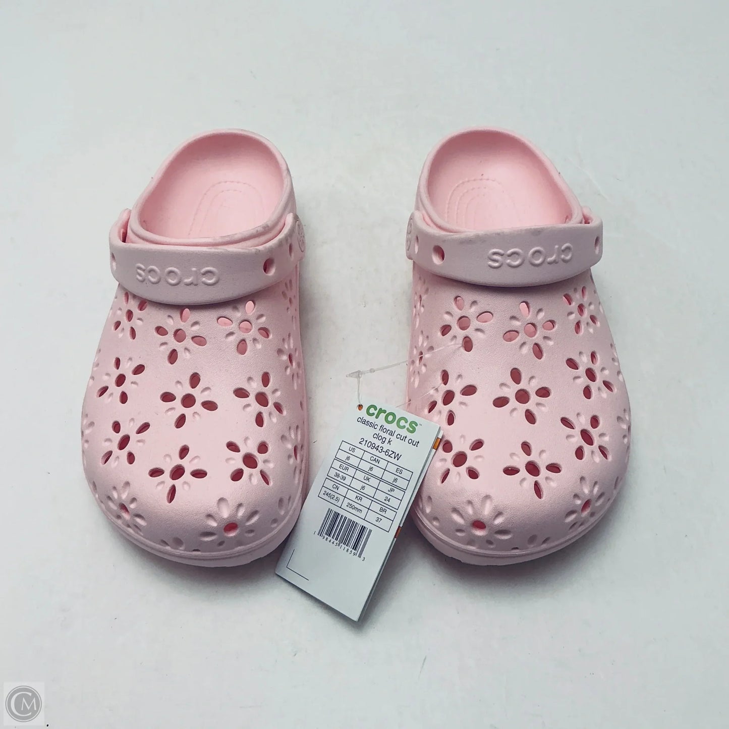 Shoes Flats By Crocs In Pink, Size: 7