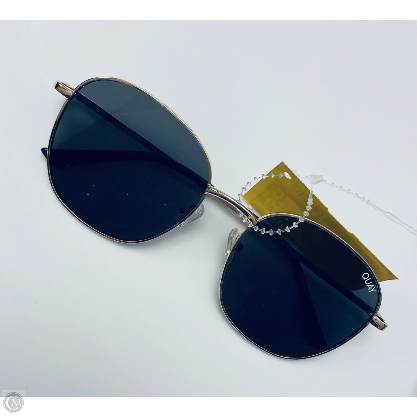Sunglasses By Quay, Size: