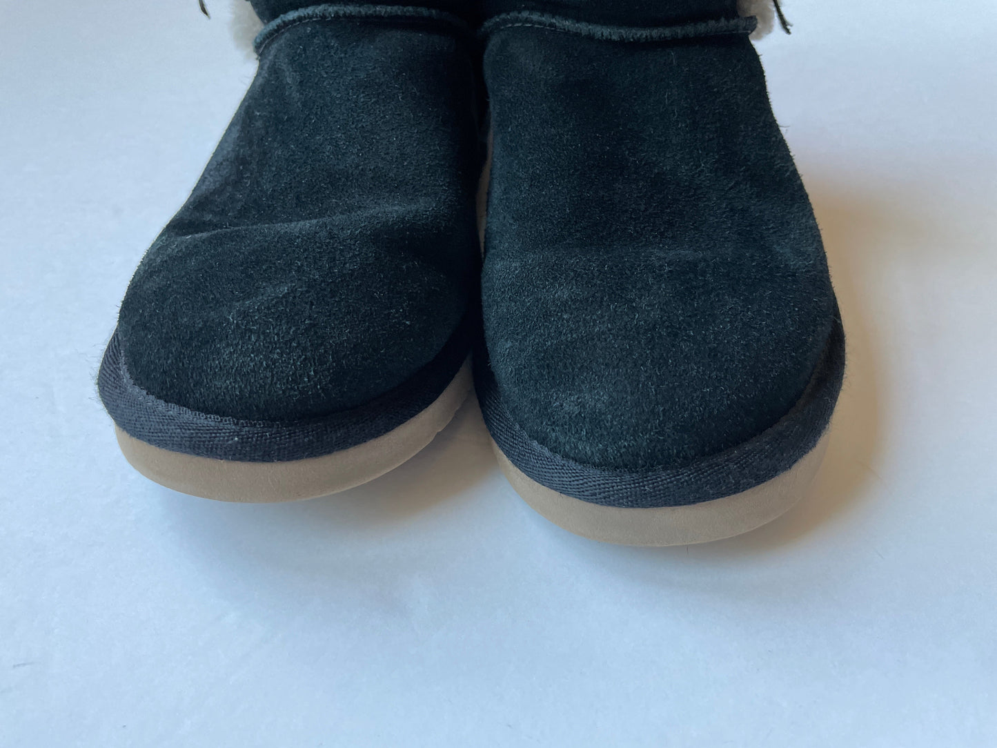 Boots Designer By Ugg In Black, Size: 5