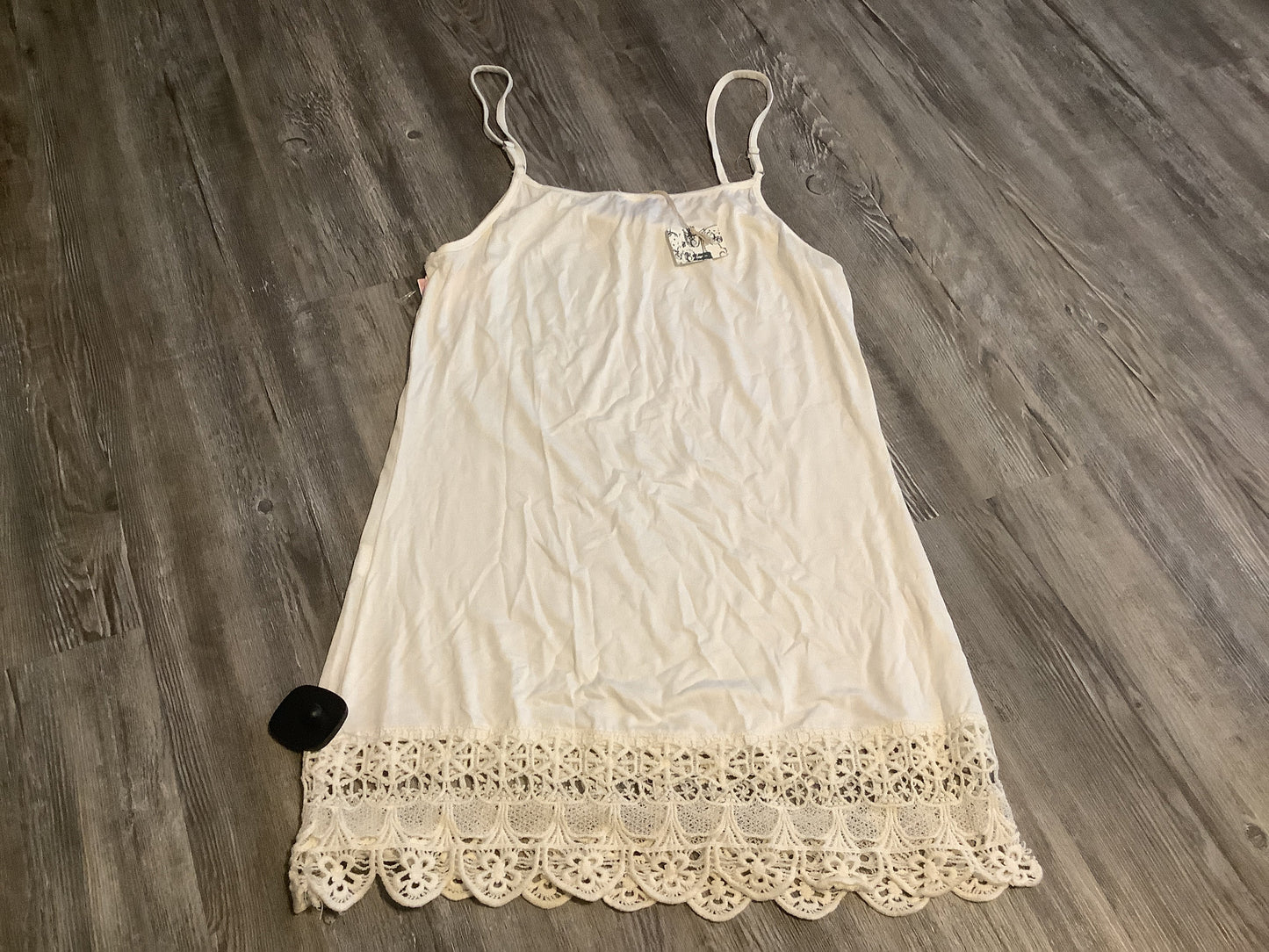 Cream Tank Top Monoreno, Size M