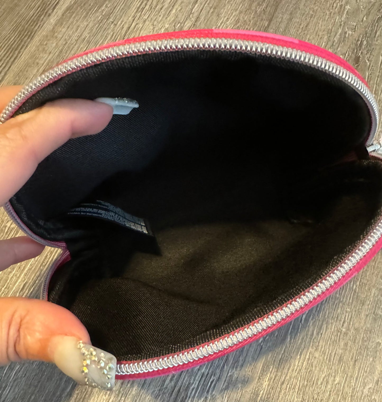 Makeup Bag By Clothes Mentor  Size: Small