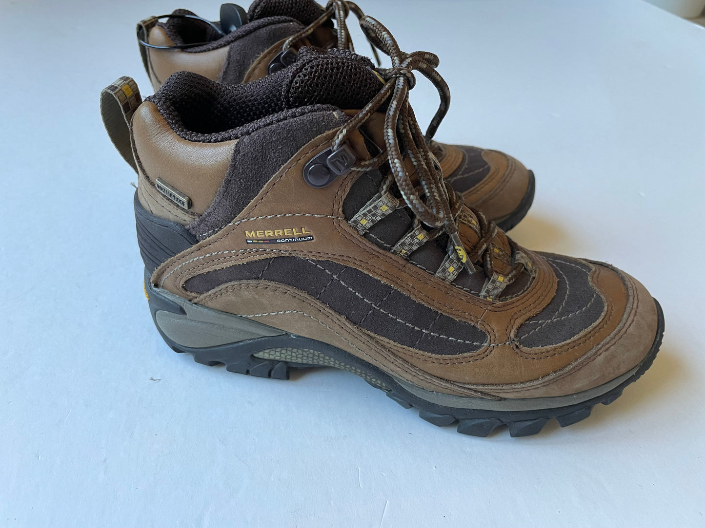 Boots Hiking By Merrell In Tan, Size: 6.5