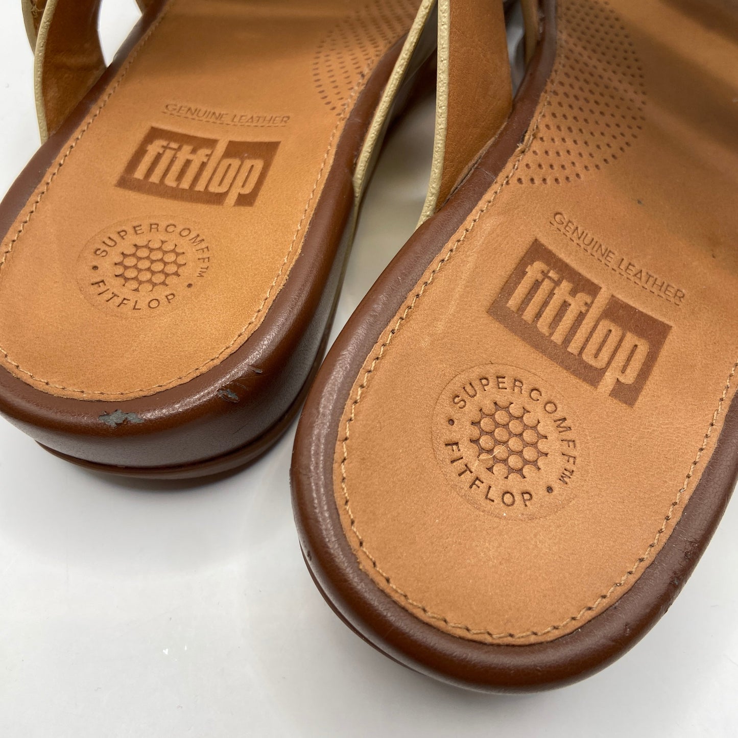 Sandals Flats By Fitflop In Bronze, Size: 9