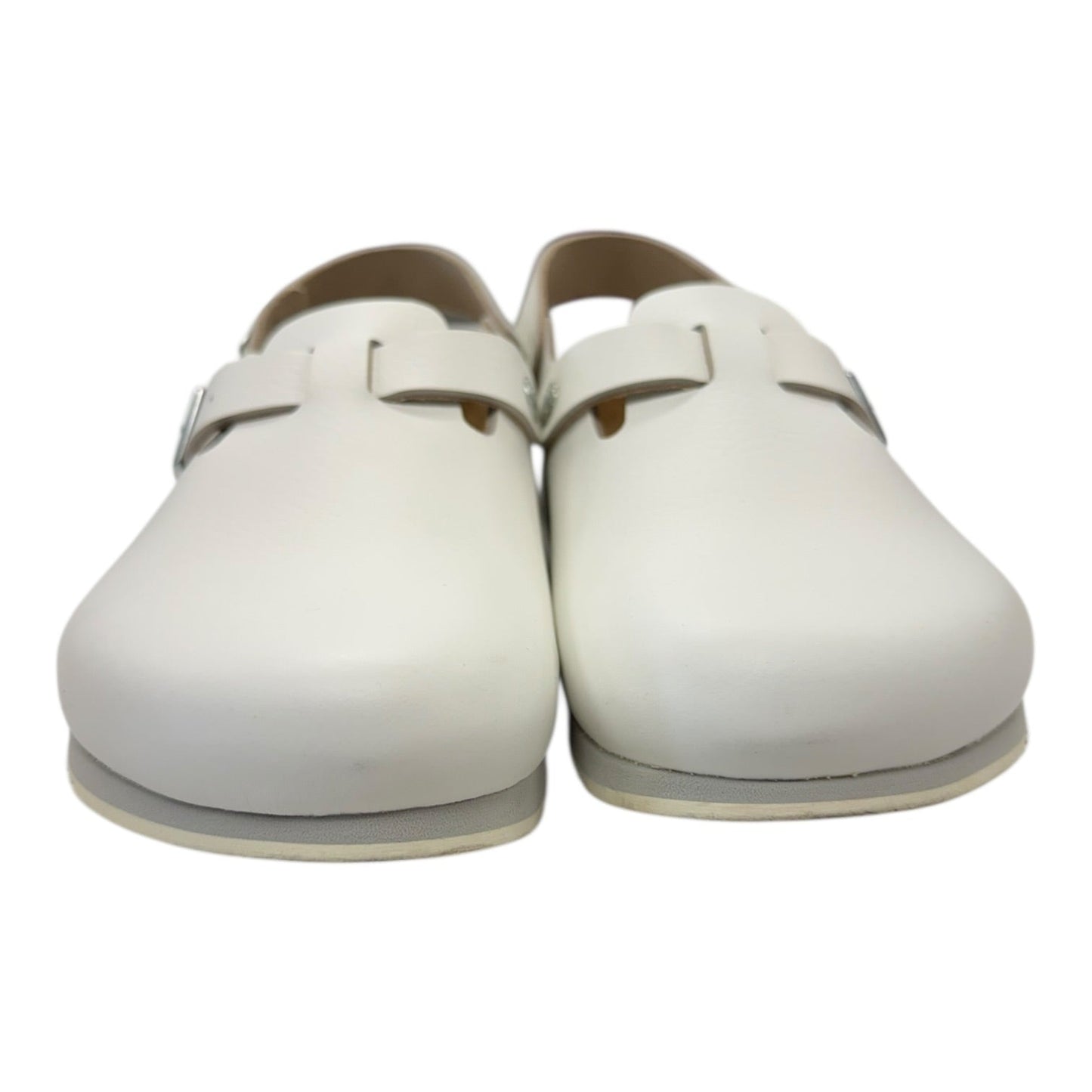 Shoes Flats By Birkenstock In White, Size:10.5